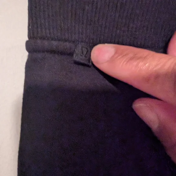 Women's Lululemon Joggers Pants Size 4 - Picture 7 of 8